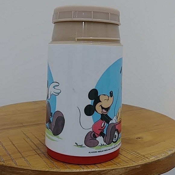 Disney Dining Vintage Disney Mickey Mouse Donald Aladdin Thermos
